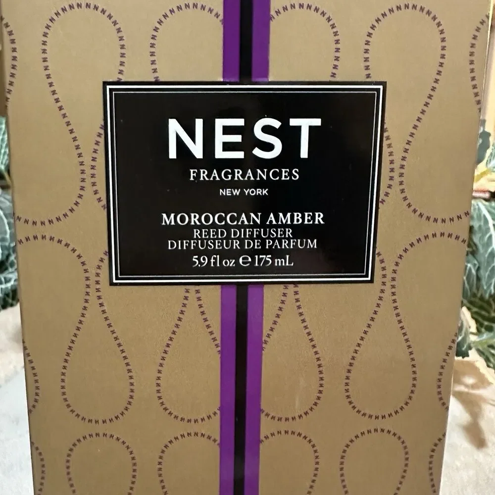 NEST New York Fragrances  Reed Diffuser Pumpkin Chai  Fragrance W/ 5 Reeds